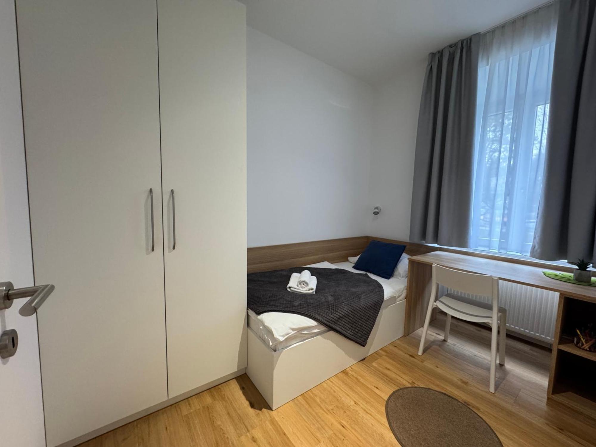 Apartments Tivoli Ljubljana Rom bilde